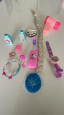 Lot accessoires de beauté jouets fille