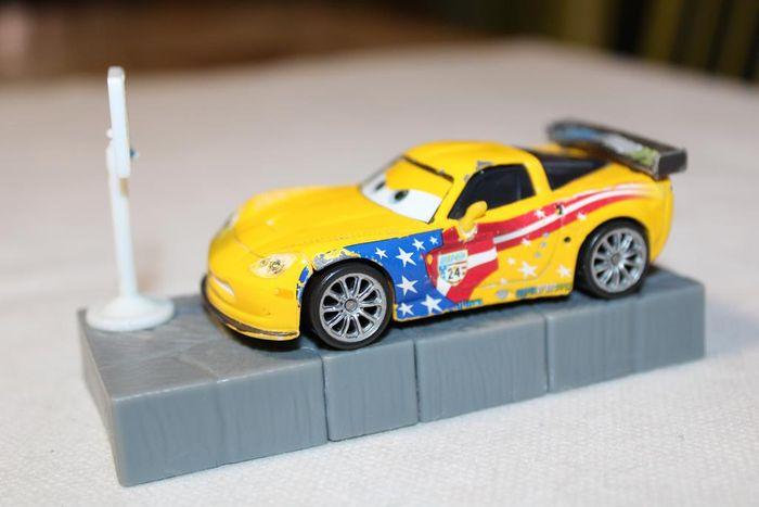 Disney Pixar lot voitures miniatures Cars - photo numéro 1