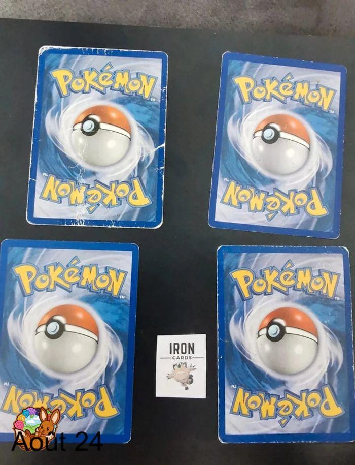 4 cartes Pokémon Holo Bloc Noir et blanc - photo numéro 2