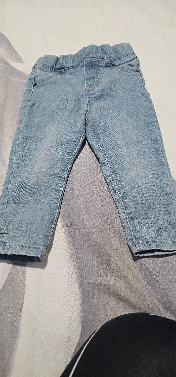 Petit jeans - photo numéro 1