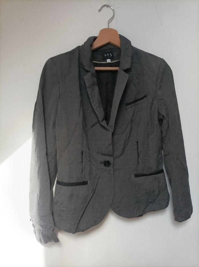 Veste tailleur - photo numéro 1