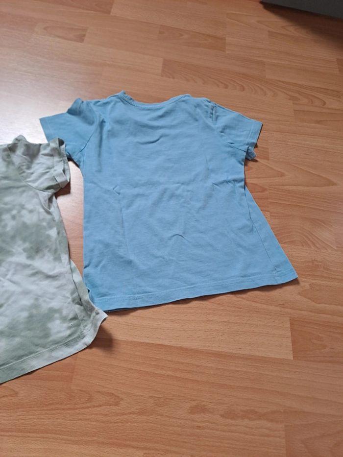 Lot de 2 t-shirts Primark 7-8 ans - photo numéro 9