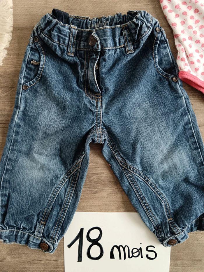 🙋🏼‍♀️ Lot de 2 vêtements jeans et body 18 mois - photo numéro 2