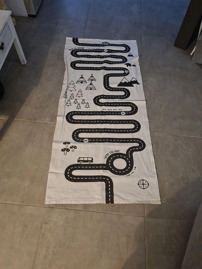 Tapis enfant 1m63X 72 cm - photo numéro 1