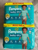 2 paquets de couches Pampers taille 5