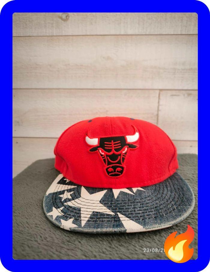 Casquette réglable des Chicago bulls Mitchell &Mess - photo numéro 4