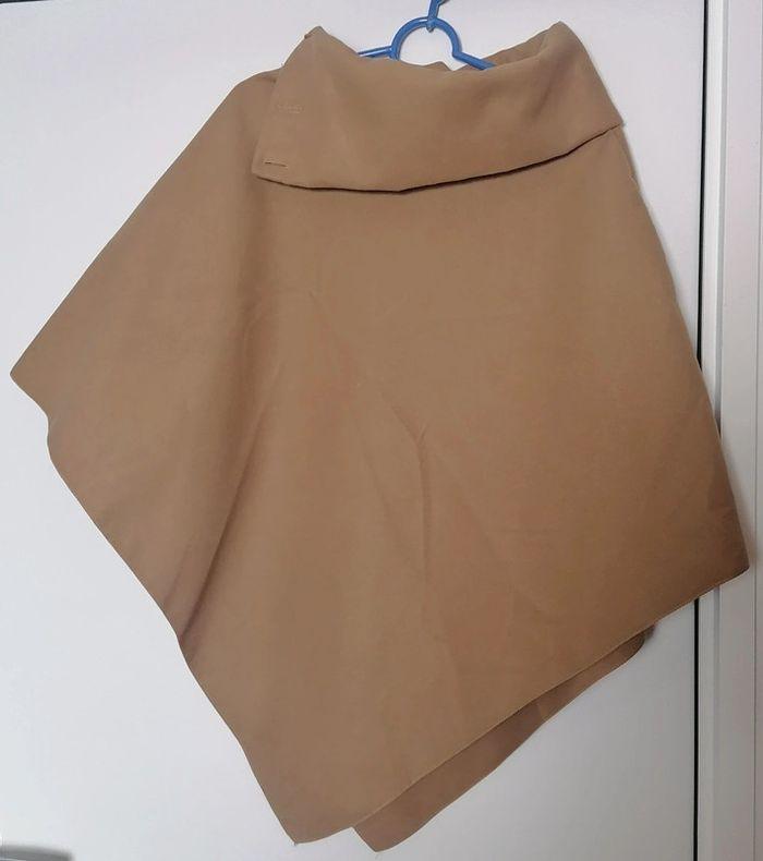 Cape en laine beige Taille Unique - photo numéro 8