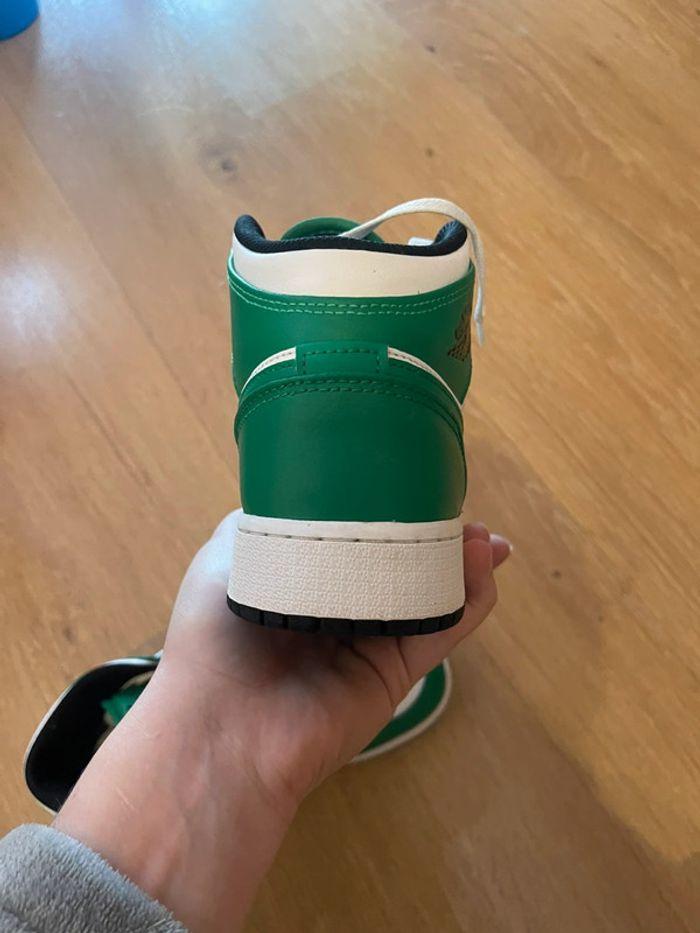 Air Jordan 1 mid lucky Green - photo numéro 8