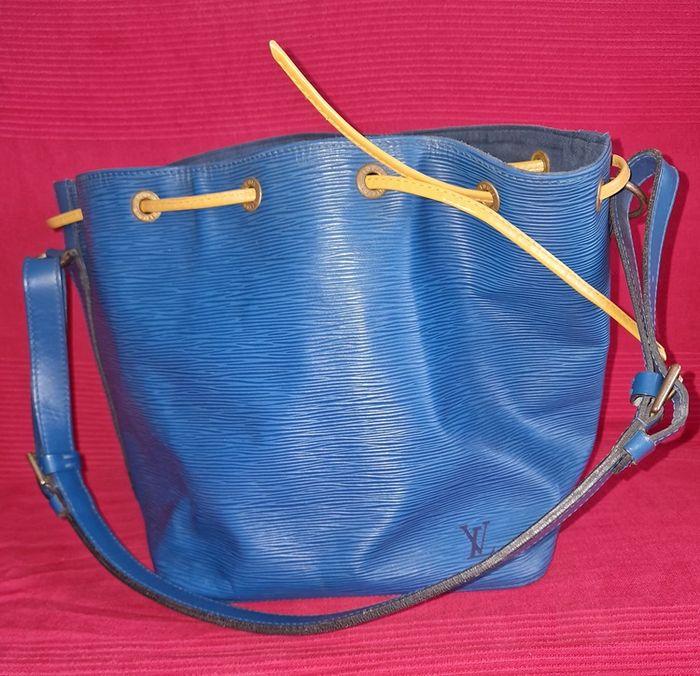 Sac Louis Vuitton Noé MM Bleu - photo numéro 1