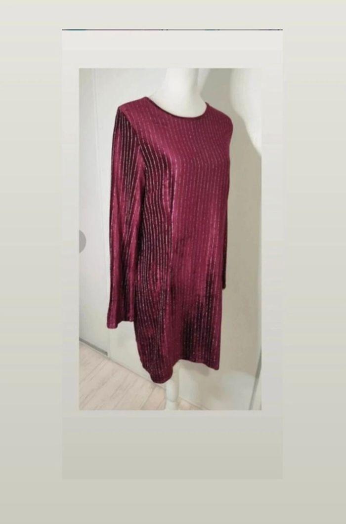 Robe en velours bordeaux a rayures argentées femme taille 38/40 , M/ L 🖤 - photo numéro 2