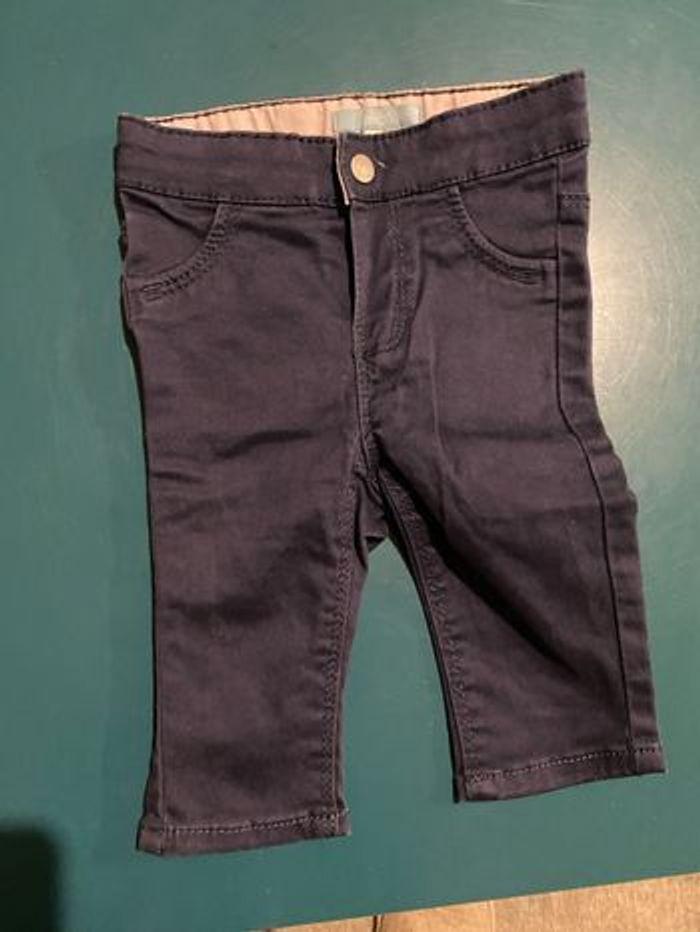 Lot pantalon bébé - photo numéro 1