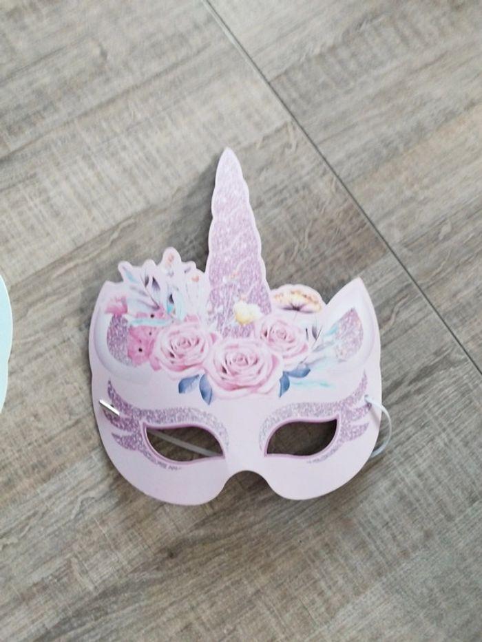 4 masques licorne - photo numéro 4