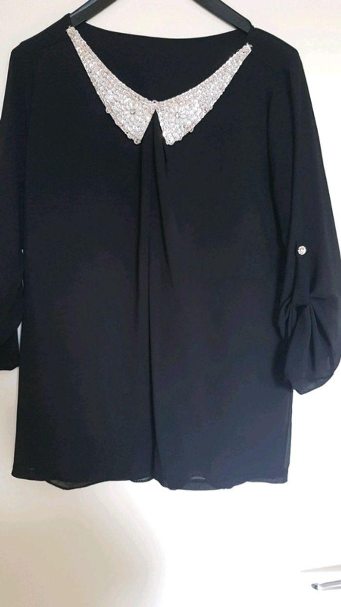 Blouse top femme  manche 3/4 noire col bijoux Taille M - photo numéro 1