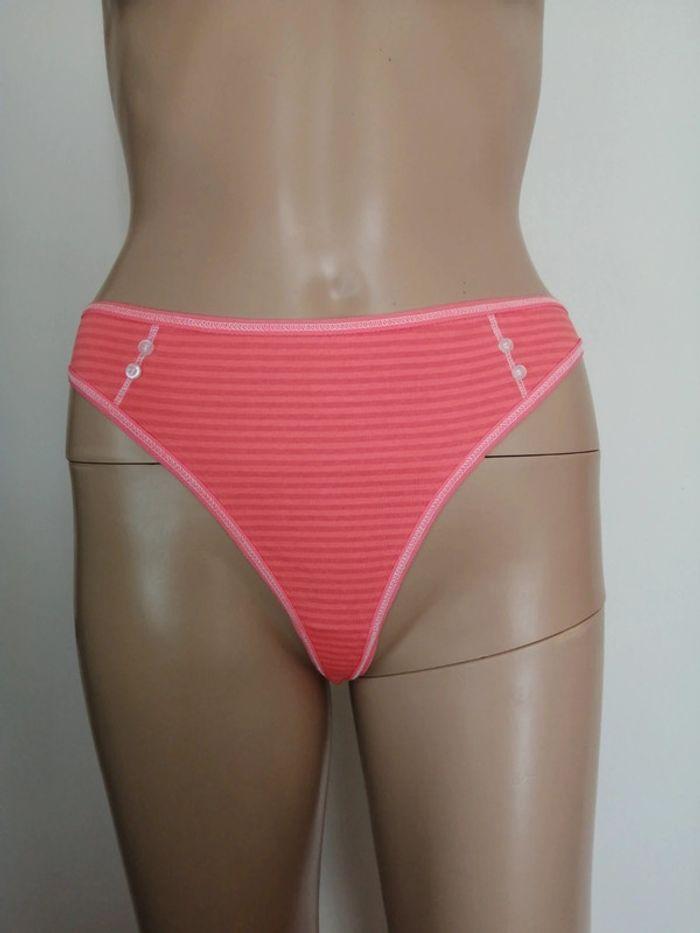 Tanga neuf taille XL - photo numéro 1