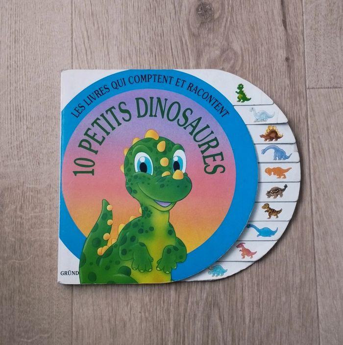 Livre enfant 10 petits dinosaures édition Gründ - photo numéro 1