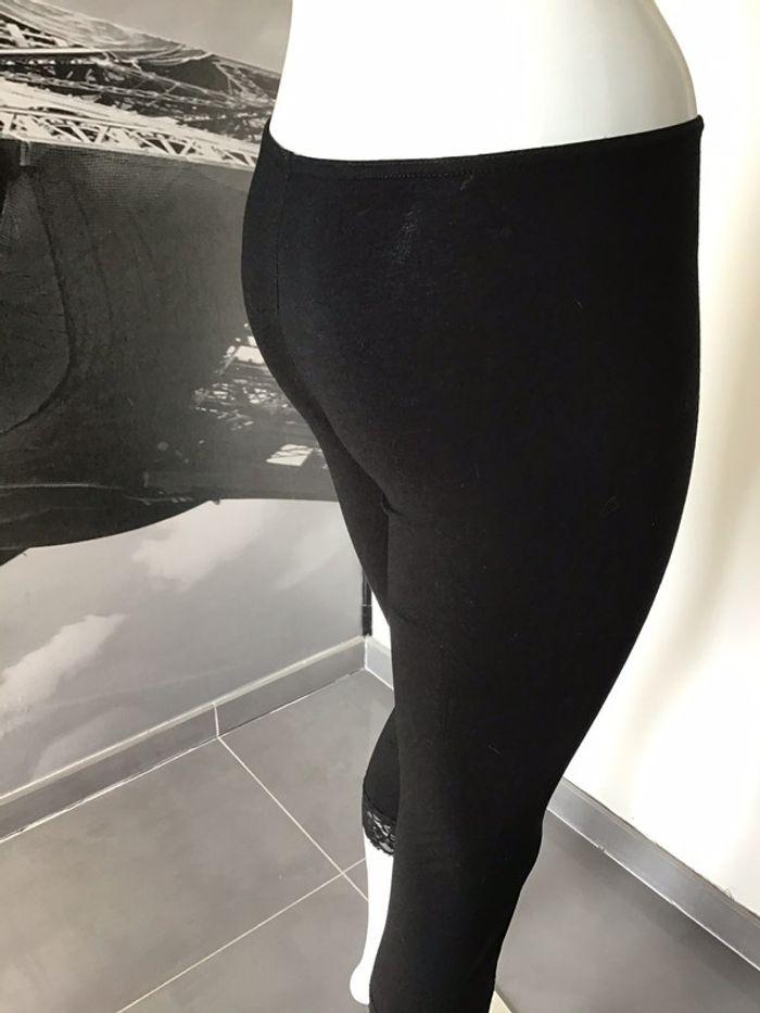 Leggings noir court à dentelle - photo numéro 4