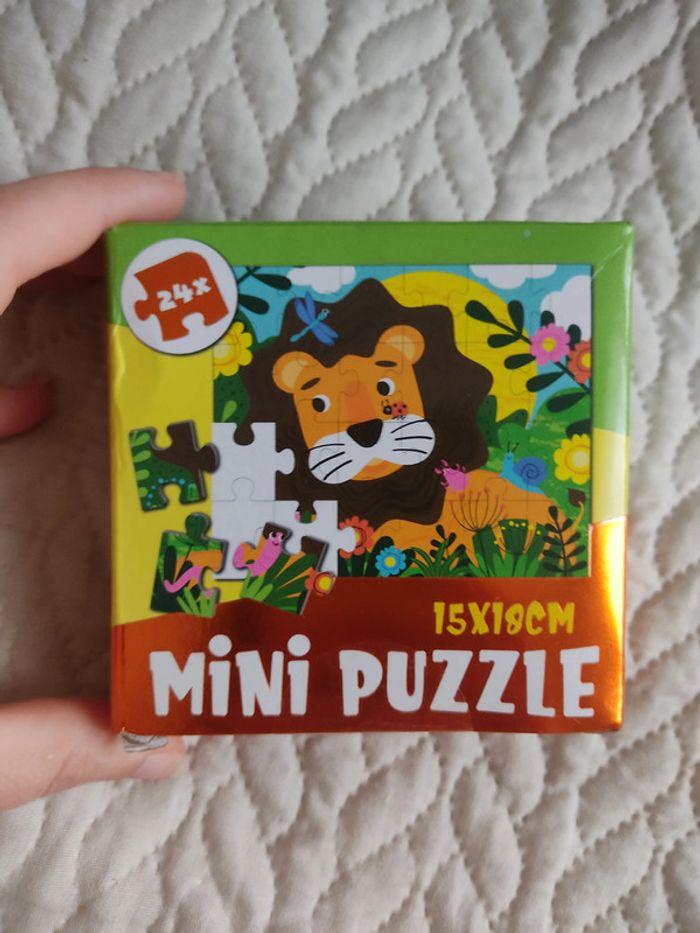 Mini puzzle