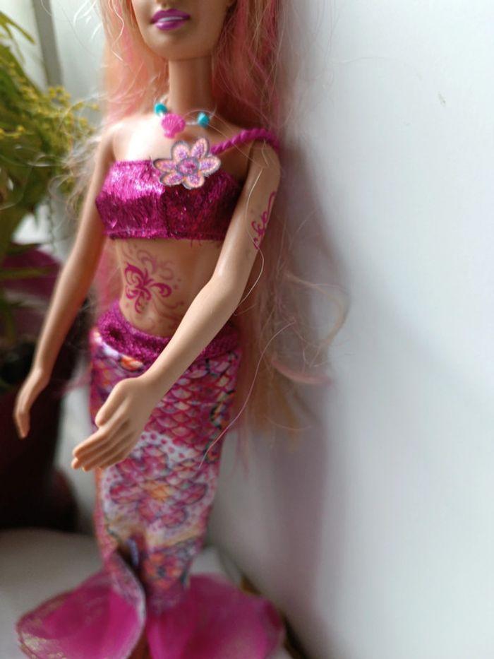 Poupée doll Barbie mattel mermaid secret sirène vêtement reversible surfeuse merliah 1999 - photo numéro 4