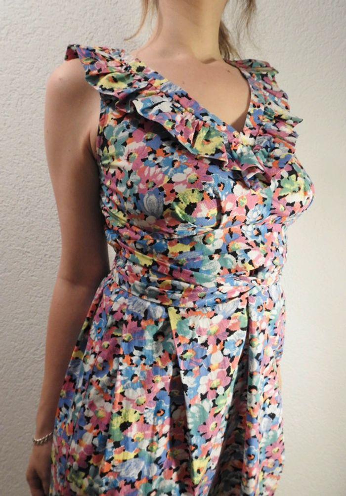 Robe vintage à fleurs 🌸 - en très bon état - taille XS - photo numéro 1