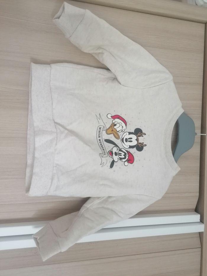 Pull de noël mickey et ses amis