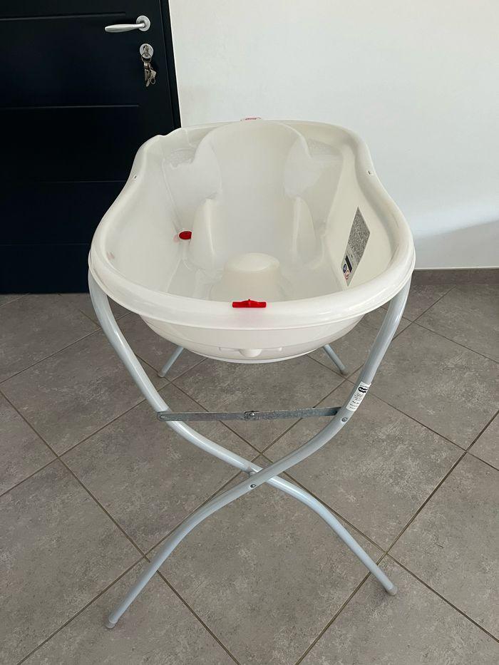 Baignoire bébé OkBaby avec support - photo numéro 1