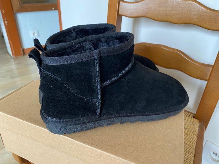 UGG — Bottines Classic ultra mini - photo numéro 10