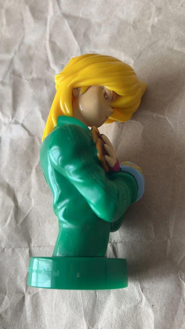 Yo Gi Yo 1996 - Rare et originale figurine Kazuki Takahashi 10cm - belle qualité - photo numéro 4