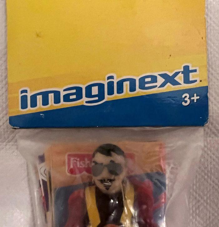 Fisher Price - imaginext - petite figurine vintage neuve 2011 - pilote - photo numéro 4