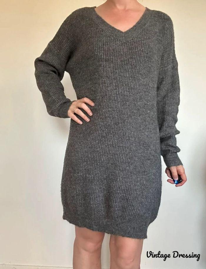 Robe pull grise Vintage Dressing – Confortable et stylée, taille unique (36-42), très bon état 💖 - photo numéro 3