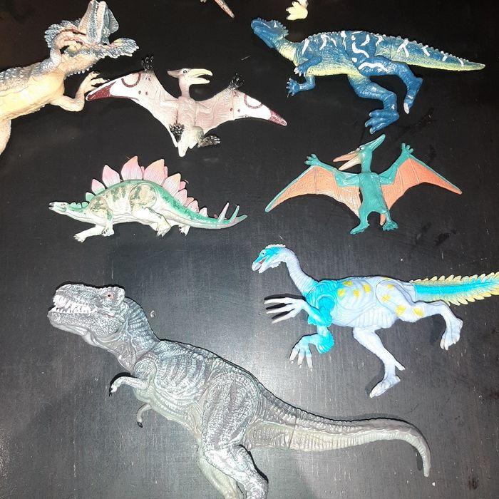 Lot jouets dinosaures - photo numéro 4