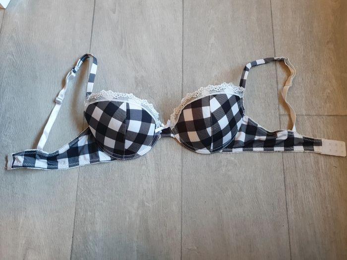 Soutien-gorge 90C - photo numéro 1