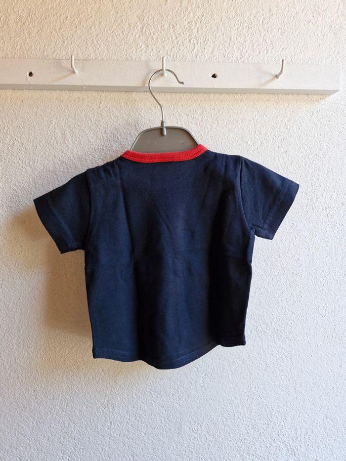 T-shirt manches courtes 6 mois 67 cm Petit Bateau Bleu marine & Rouge Très bon état - photo numéro 4