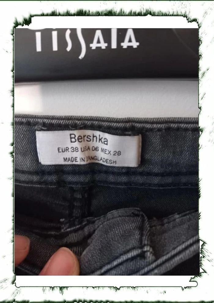 🩶 jeans - Bershka - 38 🩶 - photo numéro 4