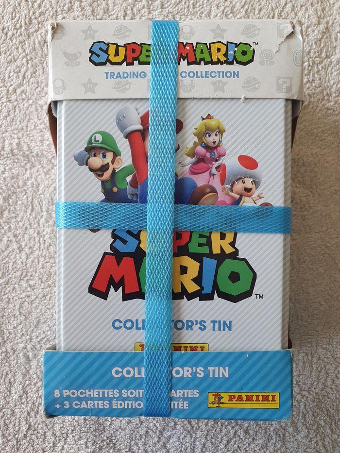 Mini Tin Collector Super Mario Bros Panini avec 8 pochettes et 3 cartes en édition limitée - photo numéro 1