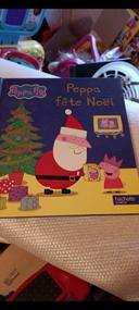 Livre  Peppa fête Noël