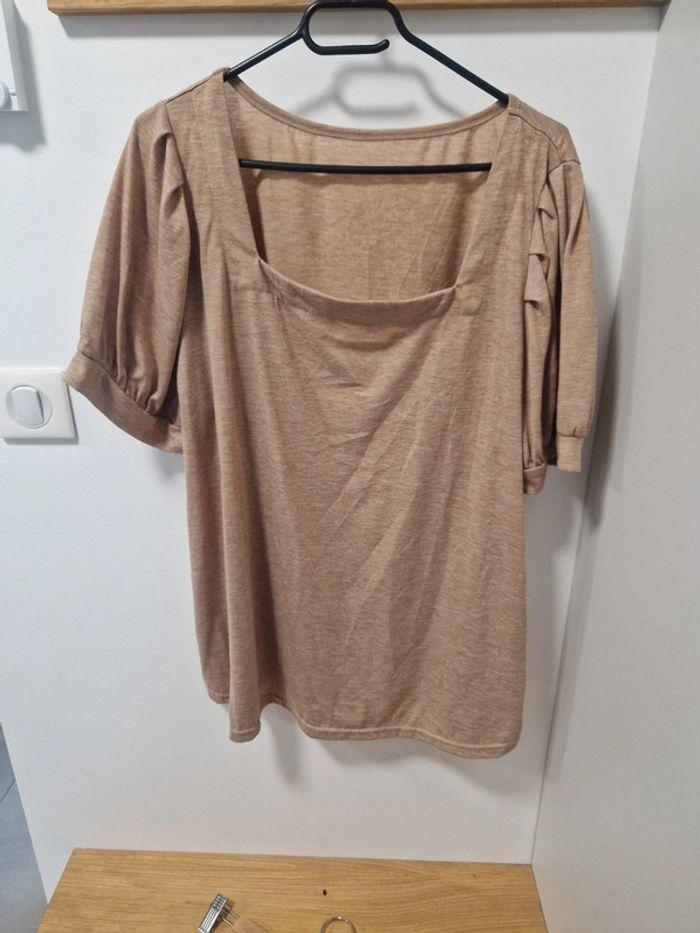 T-shirt beige 2XL shein - photo numéro 1