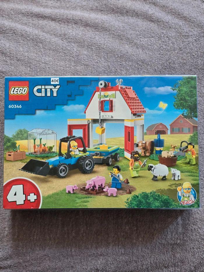 Lego city 60346 la grange et les animaux de la ferme - photo numéro 1