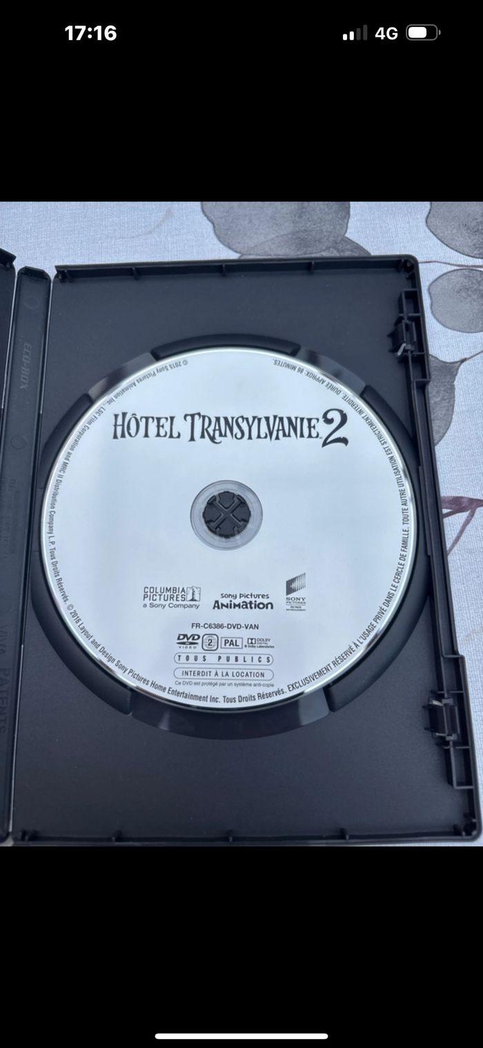 Lot dvd hôtel Transylvanie - photo numéro 6