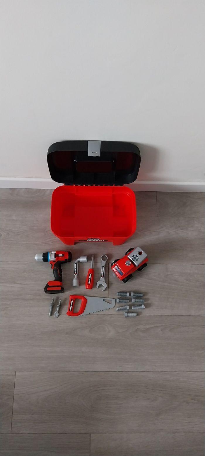 Boîte à outils black & decker 3 ans - photo numéro 3