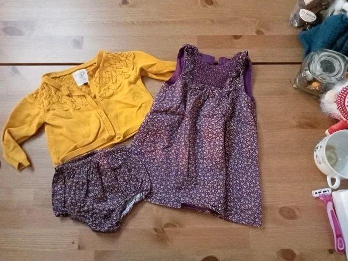 Tenue fleurs violettes 12 mois - photo numéro 1