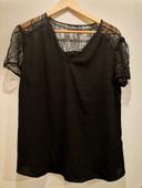 Blouse noire avec de la dentelle kiabi taille xl