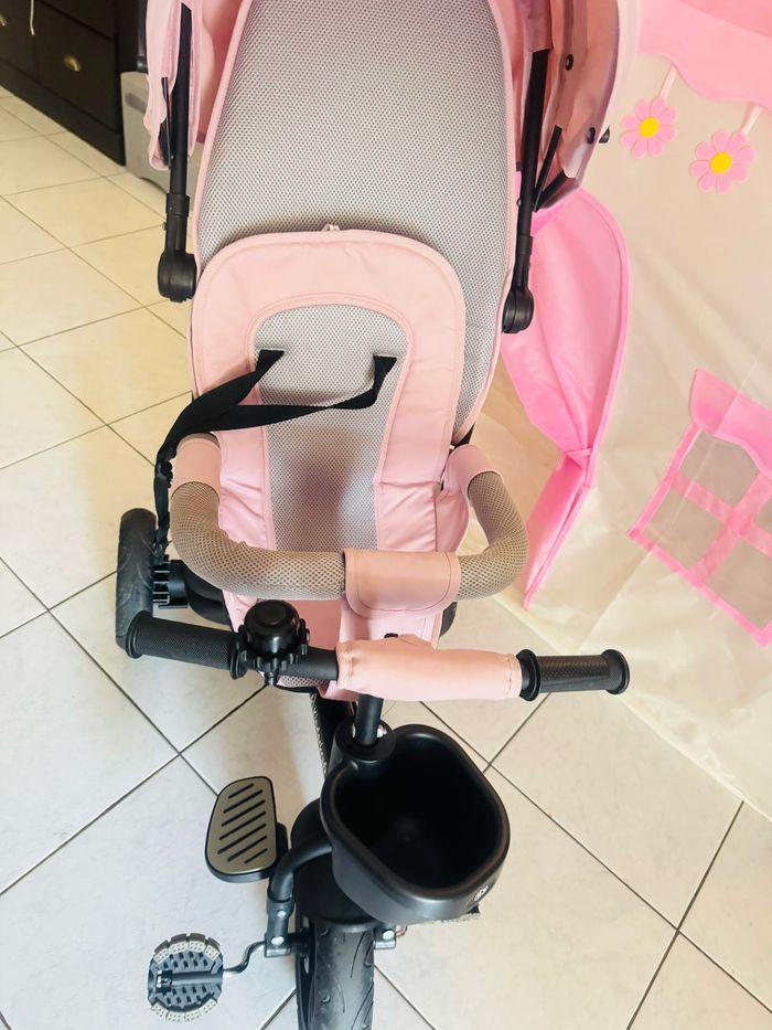 Tricycles évolutifs kinder kraft 🌸🌺 Rose et noir à partir de 9mois jusqu’à 5ans - photo numéro 4