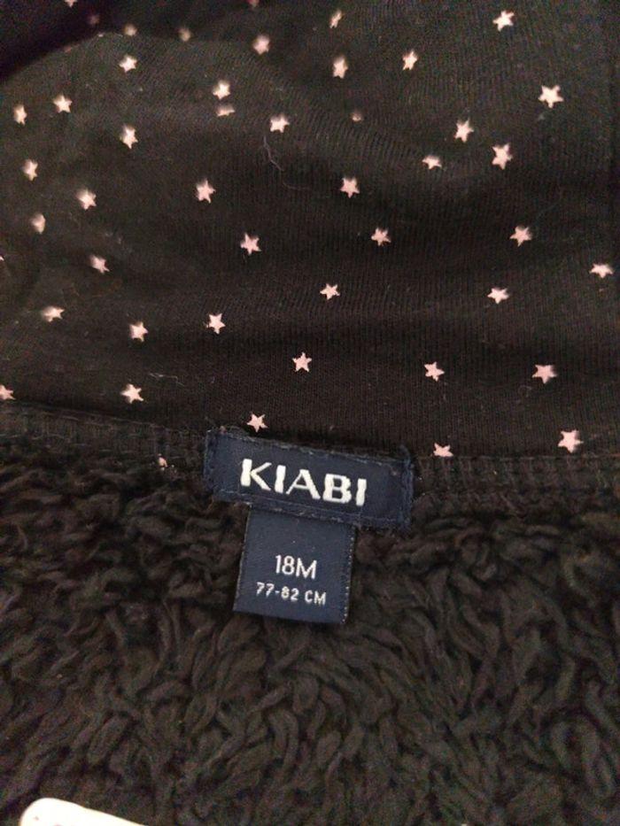 Gilet tout doux à capuche noir Kiabi 18 mois - photo numéro 4