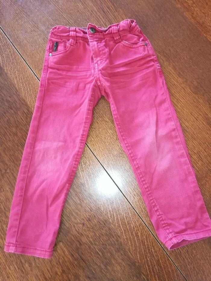 Pantalon rouge tape à l'oeil 3 ans - photo numéro 1