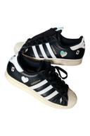 Basket Adidas superstar noire édition limitée pointure 38,5 bon état