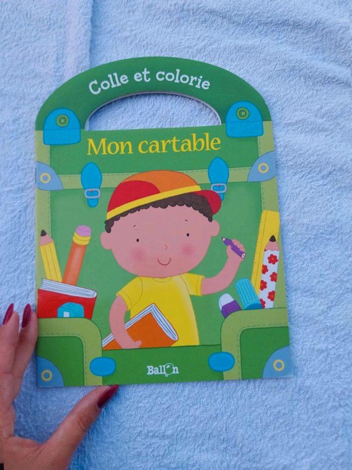 Livre  colle  et colorie  '' mon  cartable '' - photo numéro 1