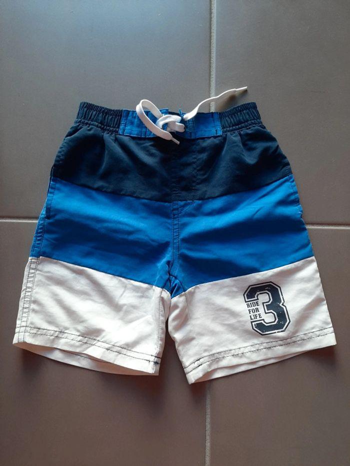 Lot de 2 shorts de bain 4-5ans - photo numéro 2