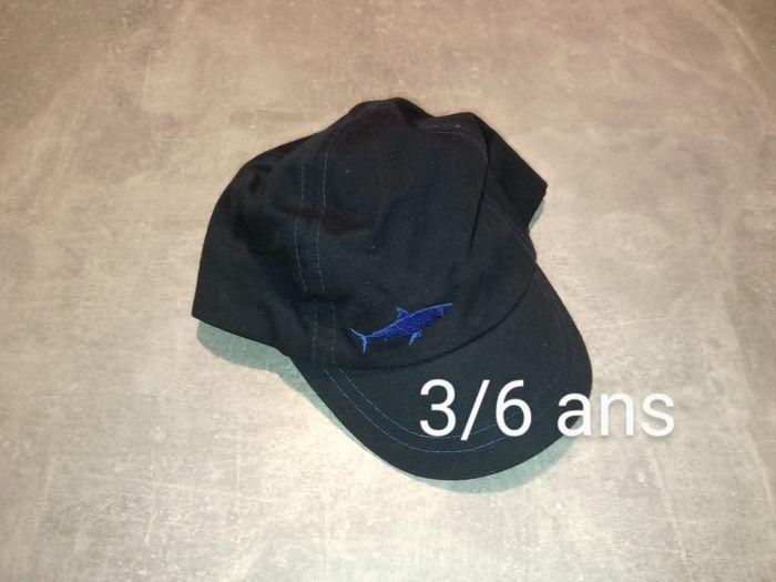 3/6 ans casquette requin - photo numéro 1