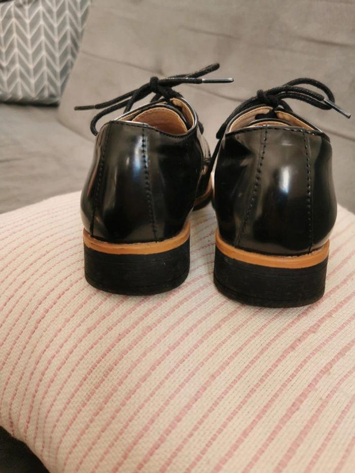 Chaussures mocassin babies vernis noir André taille 33 - photo numéro 5