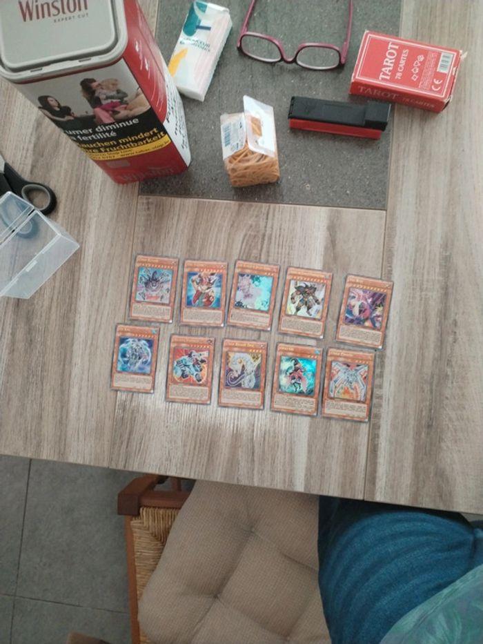 10 carte Yu-Gi-Oh rare